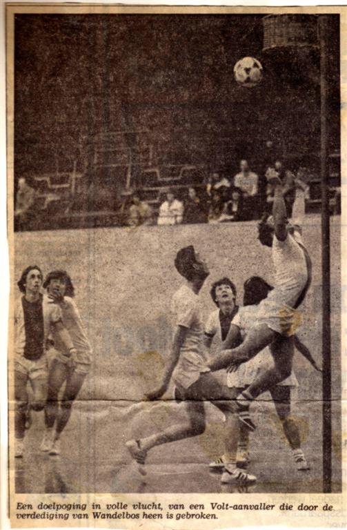 krant_08_12_1981_foto (Large).jpg